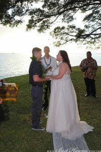 Sunset Wedding Foster's Point Hickam photos by Pasha www.BestHawaii.photos 20181229043
